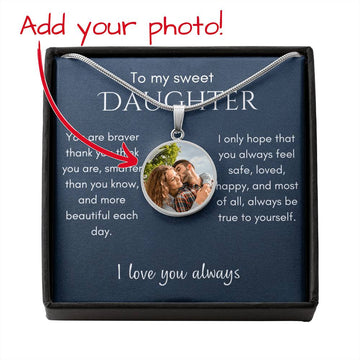 Sweet Daughter, Photo Necklace